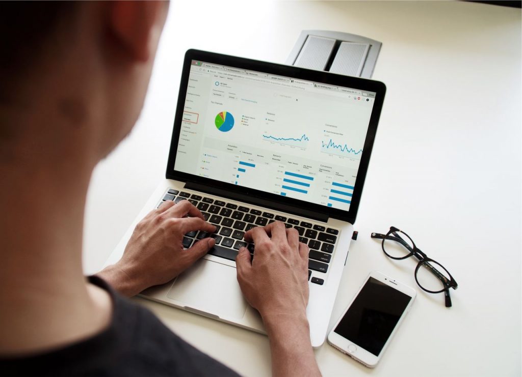 software para gerir estoque de loja