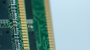 Duas memórias RAMs de perto