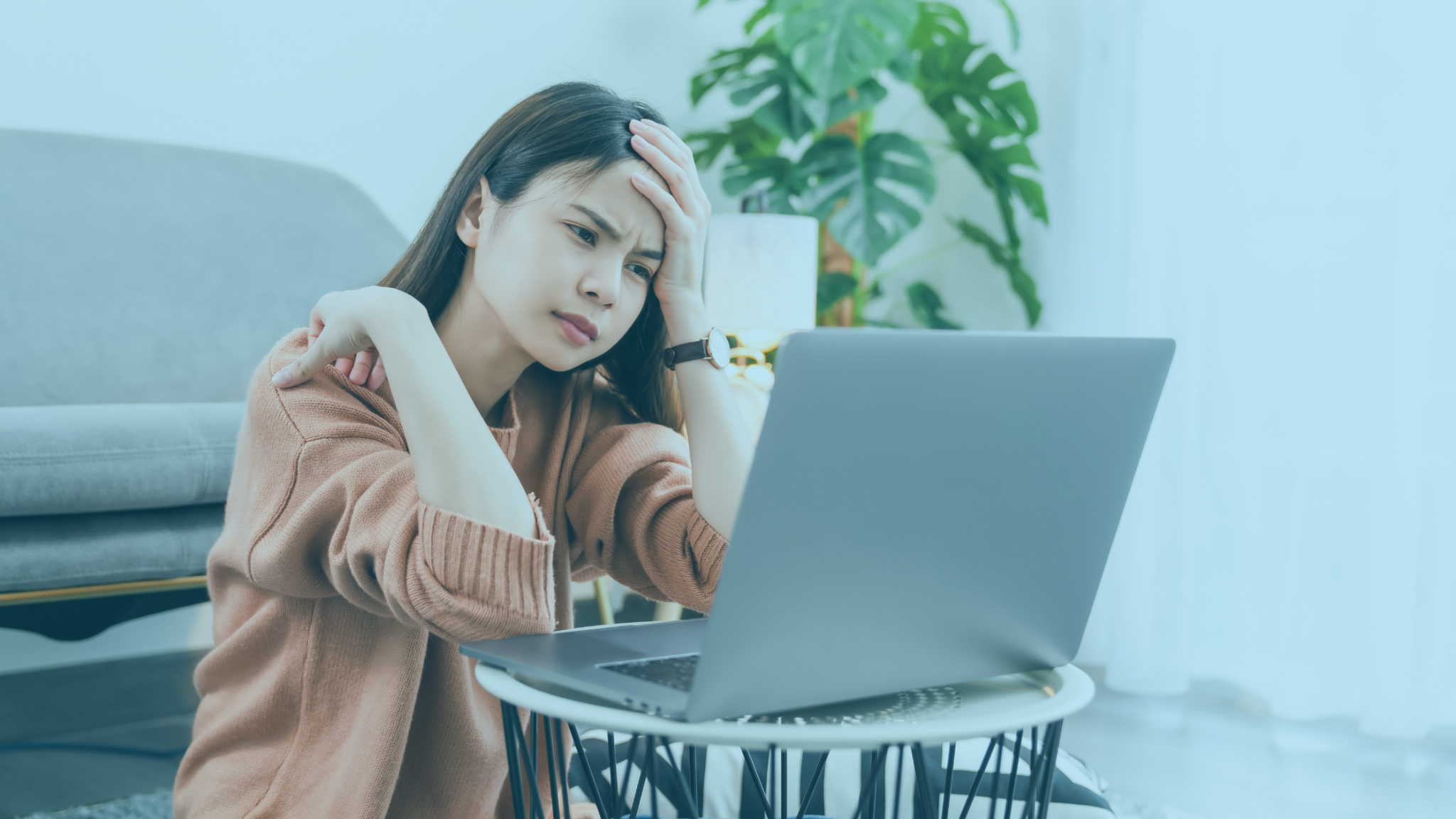 Tela do notebook virada: saiba o que fazer - Blog bringIT