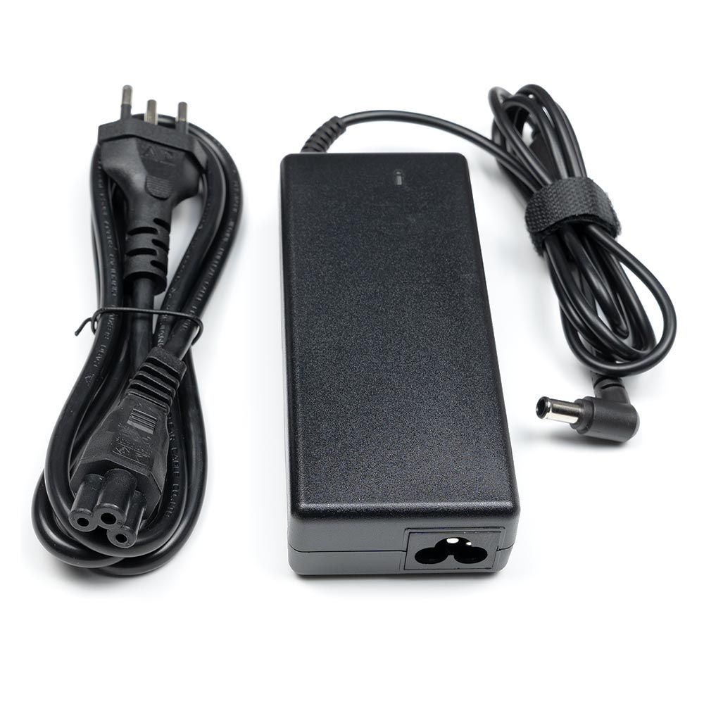Fonte Carregador para Notebook Lg LGA51 19.5V 4.7A 92W 6.5mm x 4.4mm