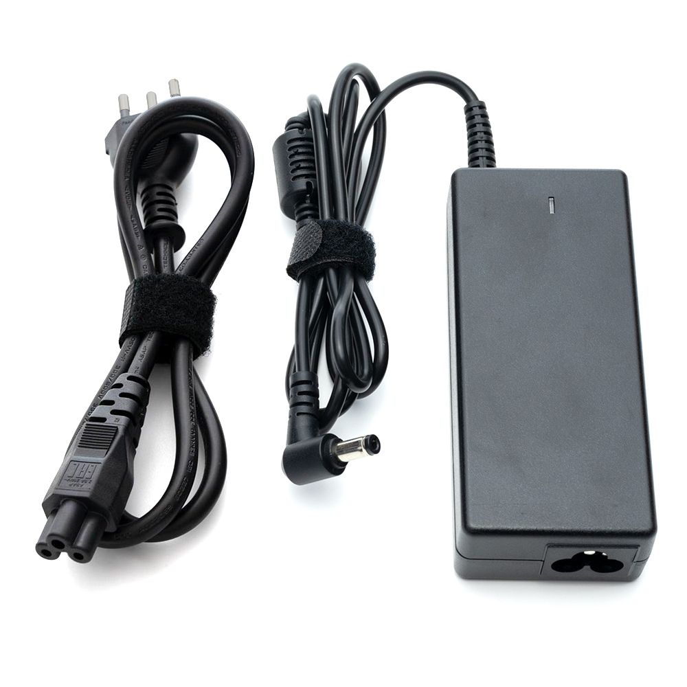 Fonte Carregador para Notebook Positivo Unique S2520 19V 3.42A 65W 5.5mm x 2.5mm