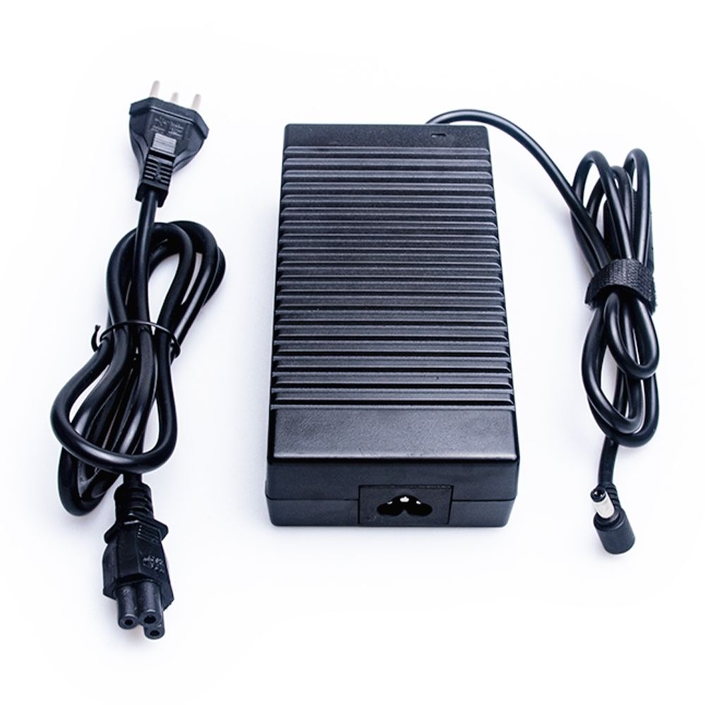 Fonte Carregador para Notebook Asus Rog G53