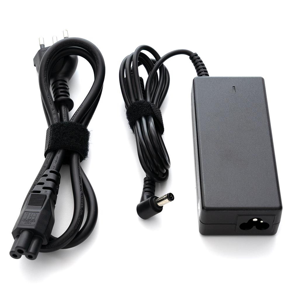 Fonte Chaveada 12V 5A 60W Plug P4 Para Câmeras e Fitas LED