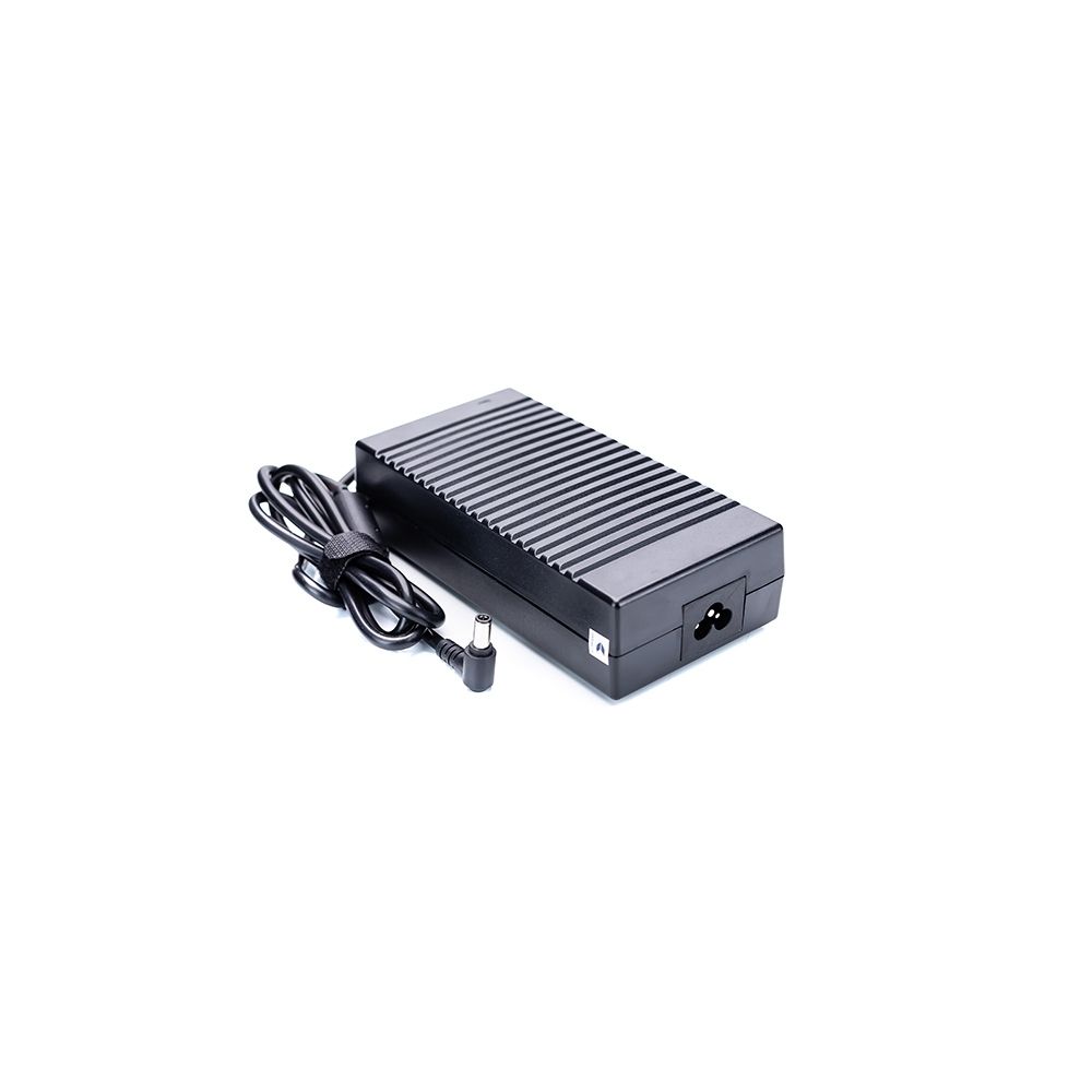 Fonte Carregador para Notebook Asus Rog Strix G17 G713RW-ES94