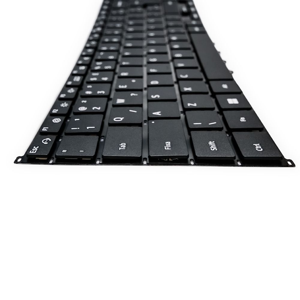 Teclado para Notebook Samsung Galaxy Book NP550XED-KT3BR, ABNT2 Preto, possui teclas confortáveis e 12 meses de garantia.